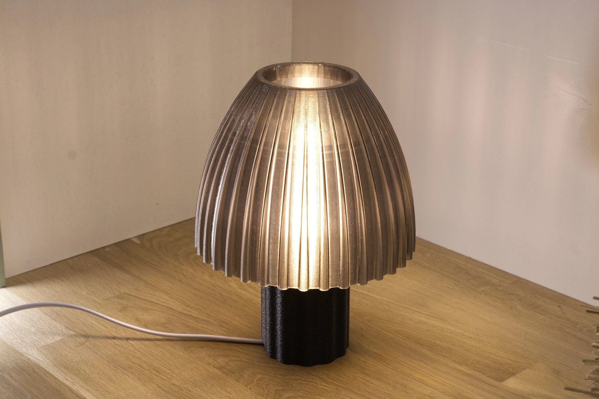 MIRBOLA black, pink LumoCAD