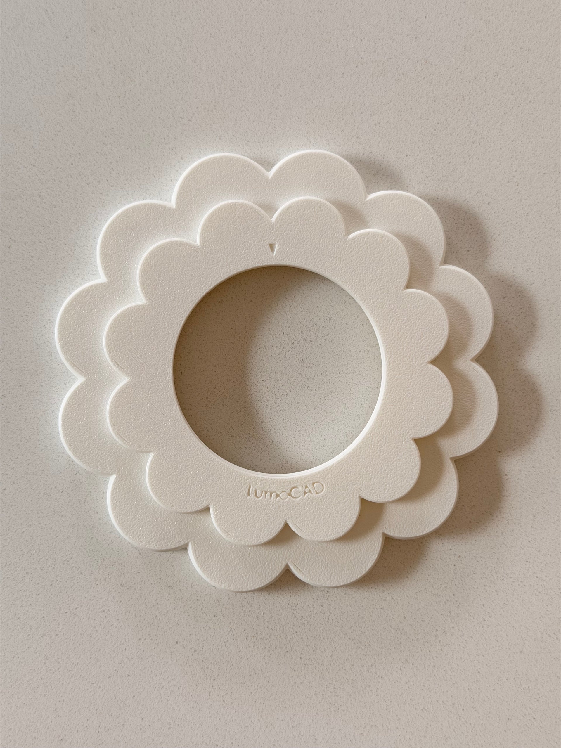 Cache prise Floa Blanc LumoCAD