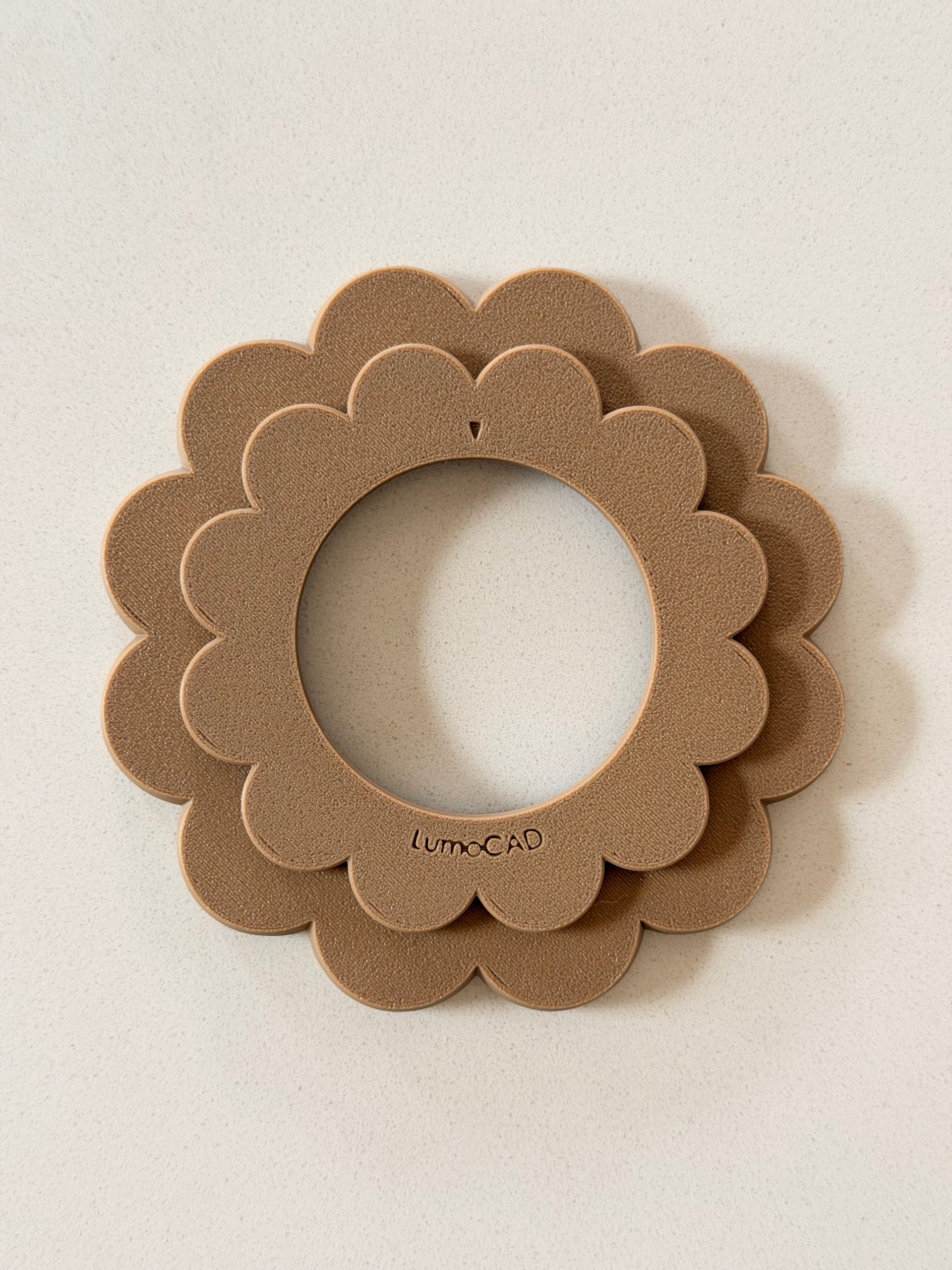 Cache prise Floa Couleur bois LumoCAD