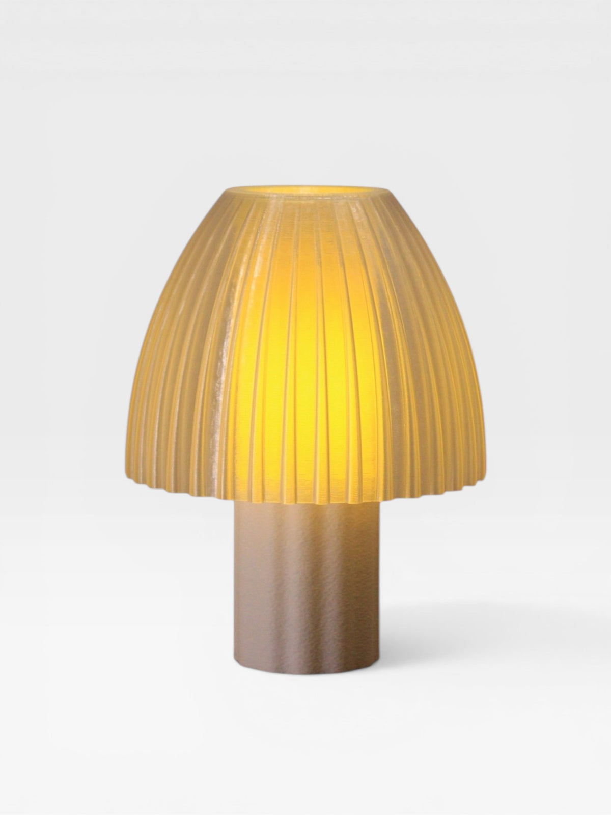 Lampe à poser Mirbola Miel doré, luminaire design fabriqué en France en impression 3D